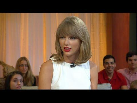 Taylor Swift Interview 2014 - Singer Premieres (Shake It Off) Announces New Album | Lyrics song ngữ | CapyLearn